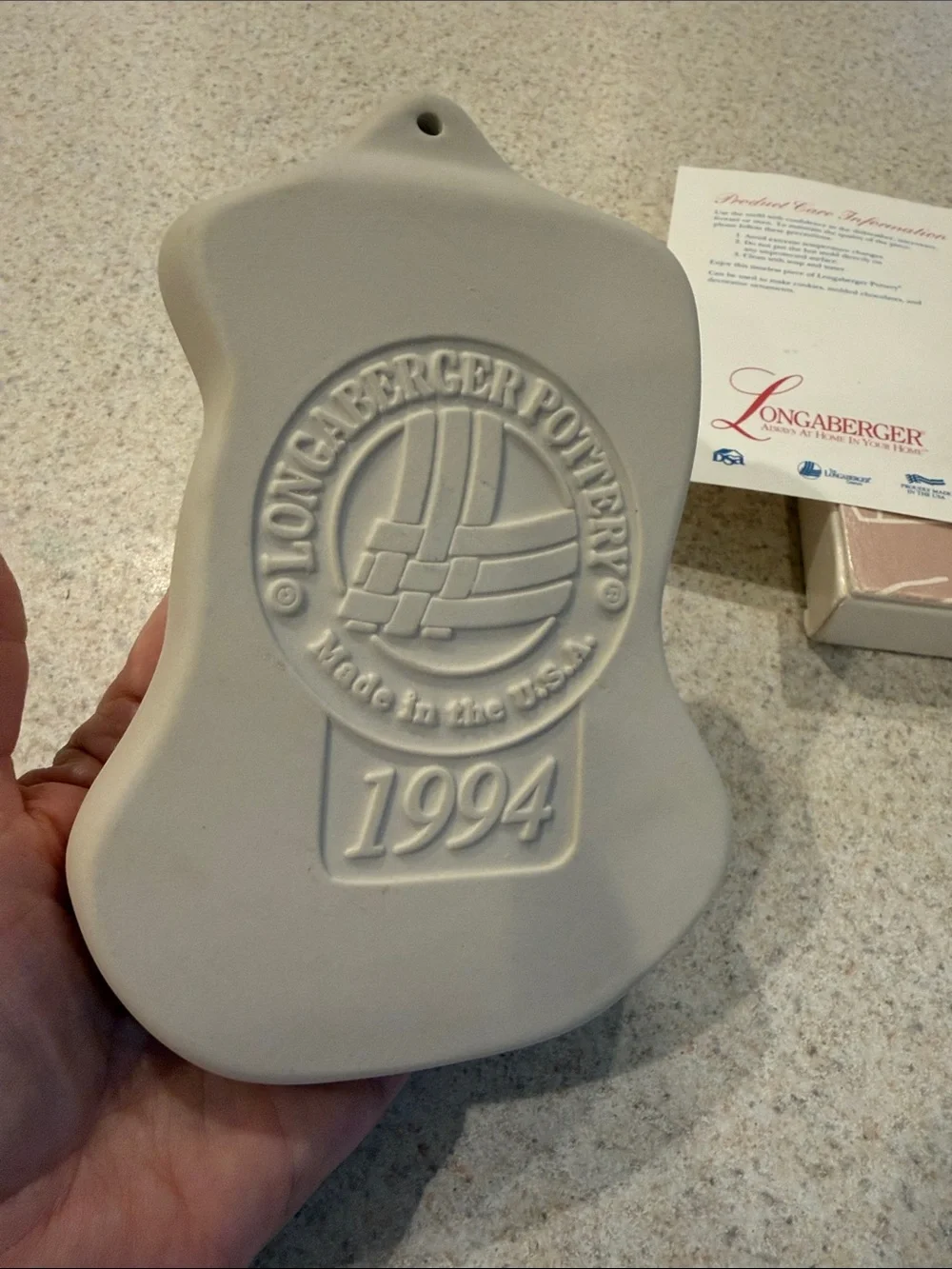 Mama and Baby Bunny Ceramic Mold - Beige vintage Longaberger Pottery